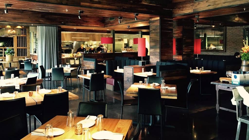 River | restaurant | 1650 Jack Warner Pkwy, Tuscaloosa, AL 35401, USA | 2056323801 OR +1 205-632-3801