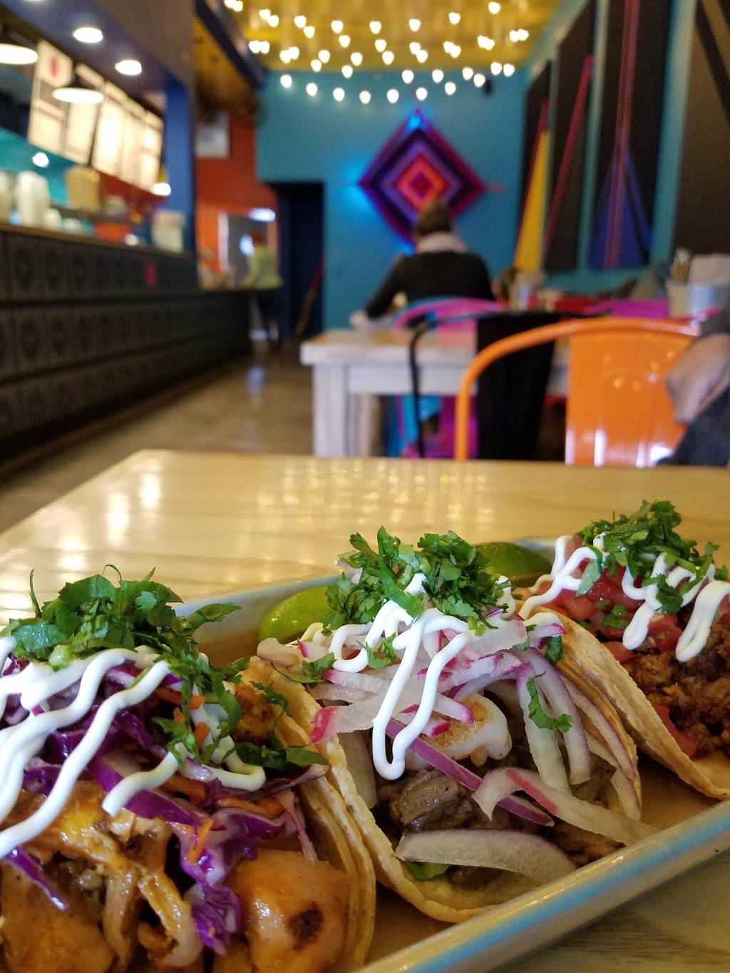 Mateos Taqueria | restaurant | 2471 Mission St, San Francisco, CA 94110, USA | 4156486000 OR +1 415-648-6000