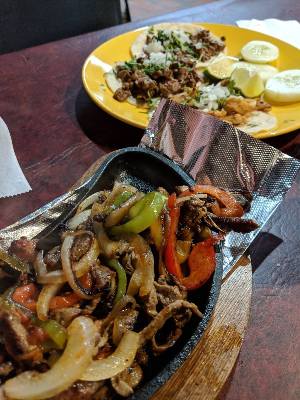 La Media Luna Mexican Restaurant | restaurant | 3242 Lincoln Way E, Massillon, OH 44646, USA | 3308090740 OR +1 330-809-0740