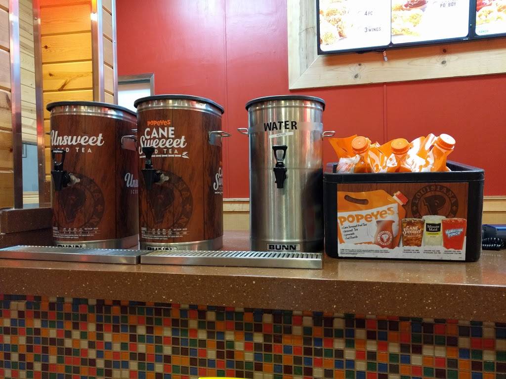 Popeyes Louisiana Kitchen | restaurant | 16159 Parthenia St, North Hills, CA 91343, USA | 8188919948 OR +1 818-891-9948