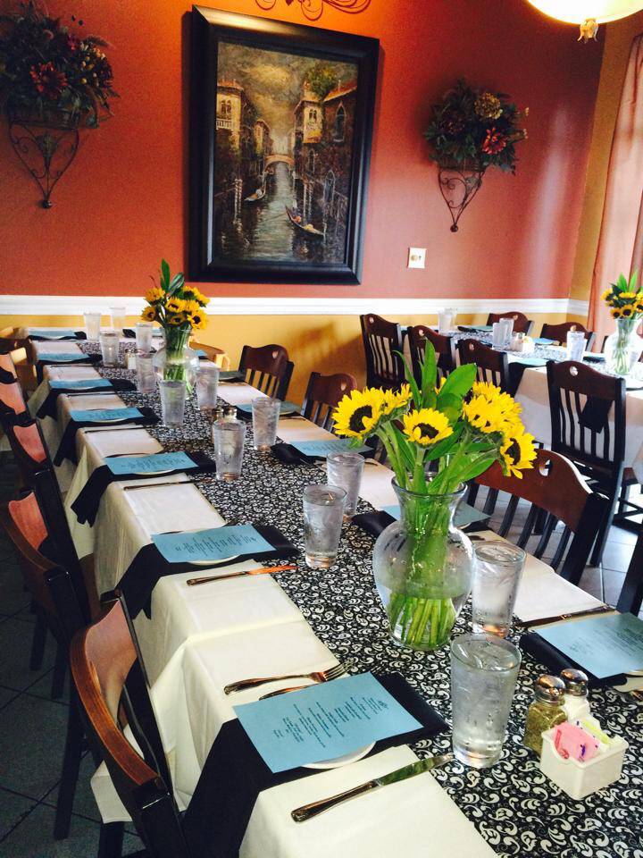 Ciros Italian Restaurant | restaurant | 8927 J M Keynes Dr, Charlotte, NC 28262, USA | 7045100012 OR +1 704-510-0012