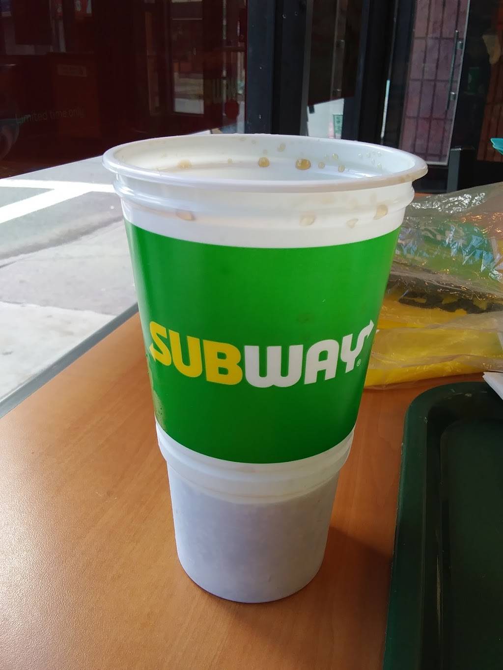 Subway Restaurants | restaurant | 597 Bay St, Staten Island, NY 10304, USA | 7187276196 OR +1 718-727-6196
