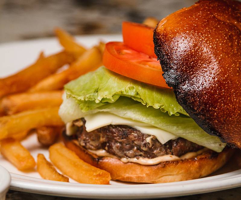 Chardonnays Restaurant | restaurant | 393 Taunton Ave, Seekonk, MA 02771, USA | 5083360967 OR +1 508-336-0967