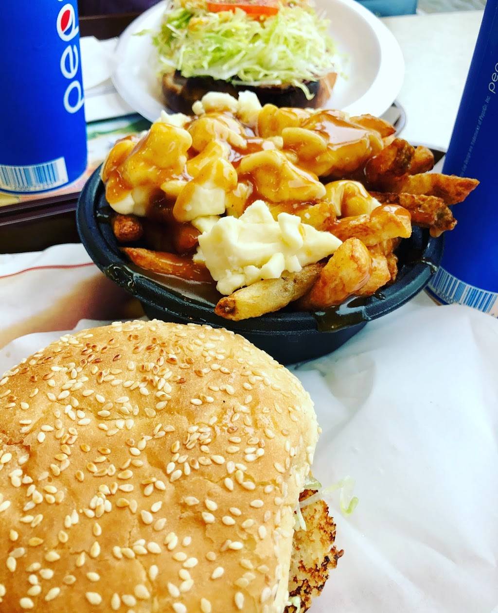 Restaurant La Belle Province | restaurant | 6075 Chemin de Chambly, Saint-Hubert, QC J3Y 3R6, Canada | 4506565384 OR +1 450-656-5384