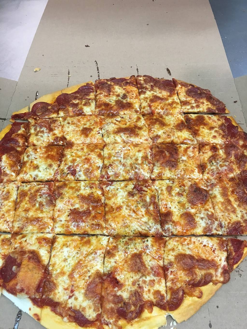 Rosatis Pizza | restaurant | 5549 County Farm Rd, Hanover Park, IL 60133, USA | 6308305100 OR +1 630-830-5100