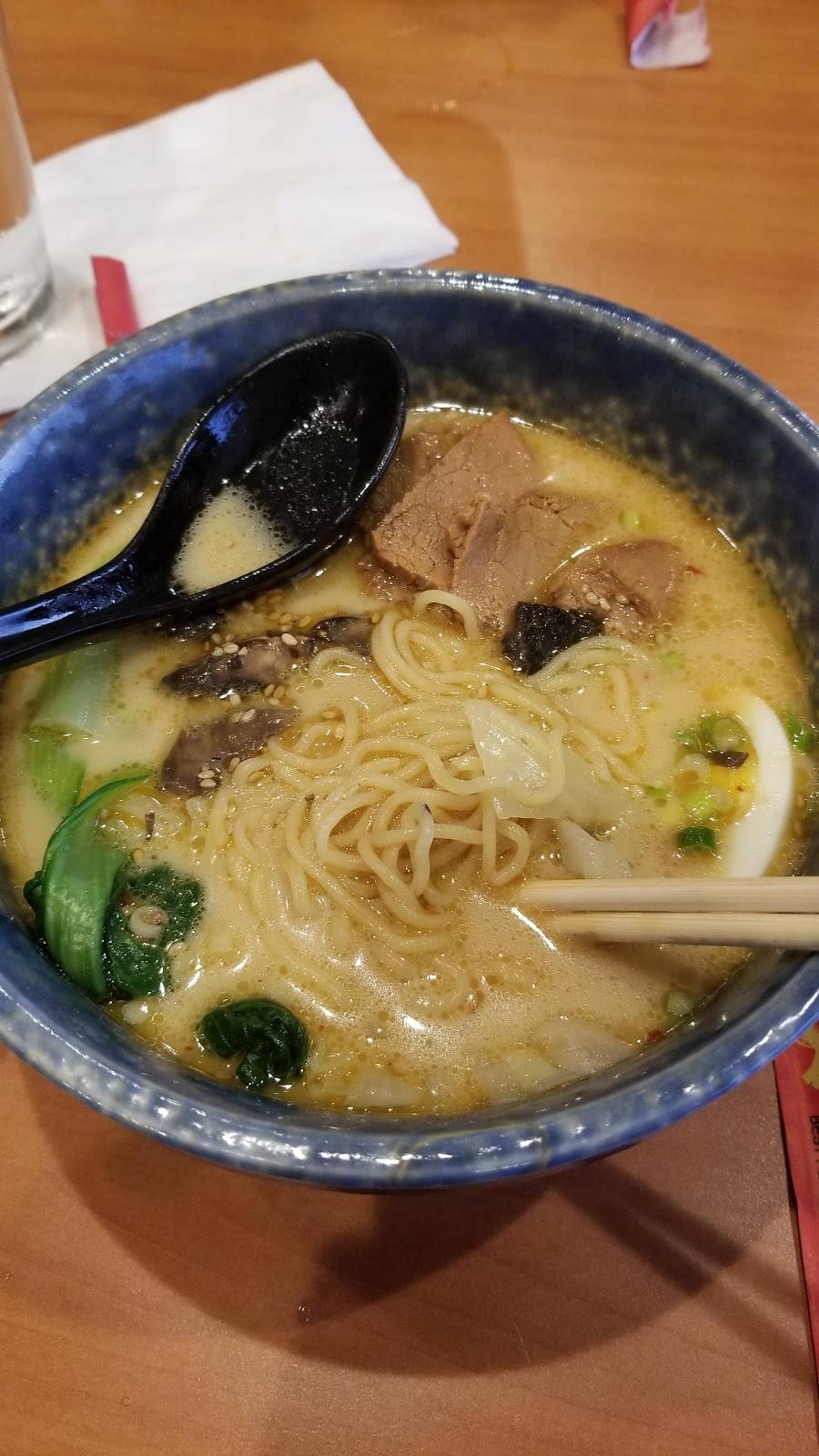 Jimmy Thai Deerfield Restaurant | restaurant | 405 Lake Cook Rd, Deerfield, IL 60015, USA | 2242354650 OR +1 224-235-4650