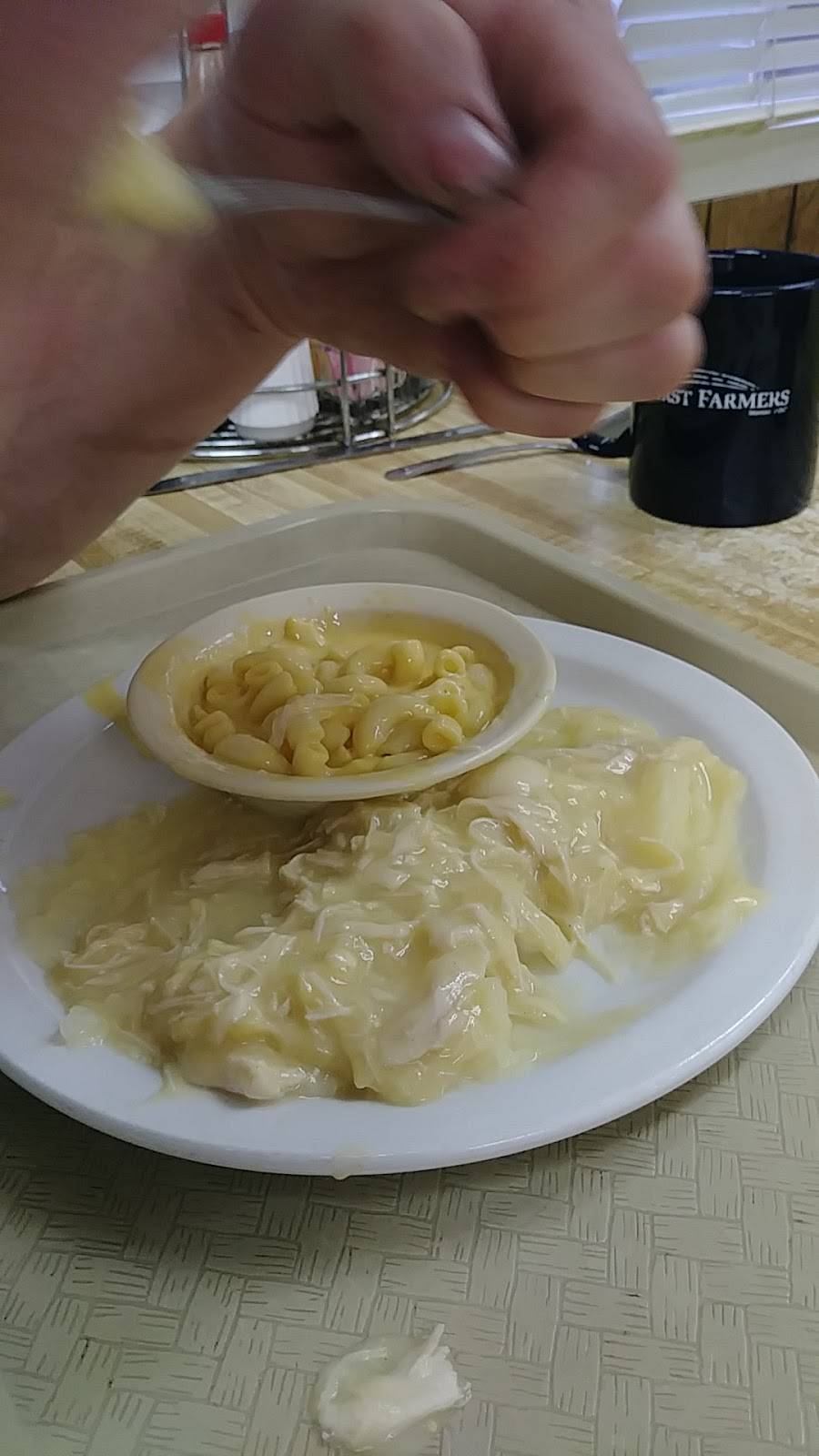 Buckys Family Restaurant | restaurant | 1102 Carmack Blvd, Columbia, TN 38401, USA | 9313812834 OR +1 931-381-2834