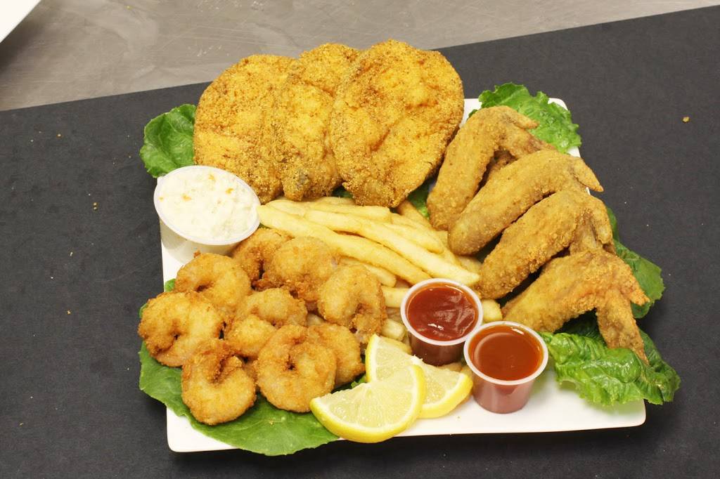 Captain Hooks | restaurant | 1600 W 13th St, Chicago, IL 60608, USA | 3122261188 OR +1 312-226-1188