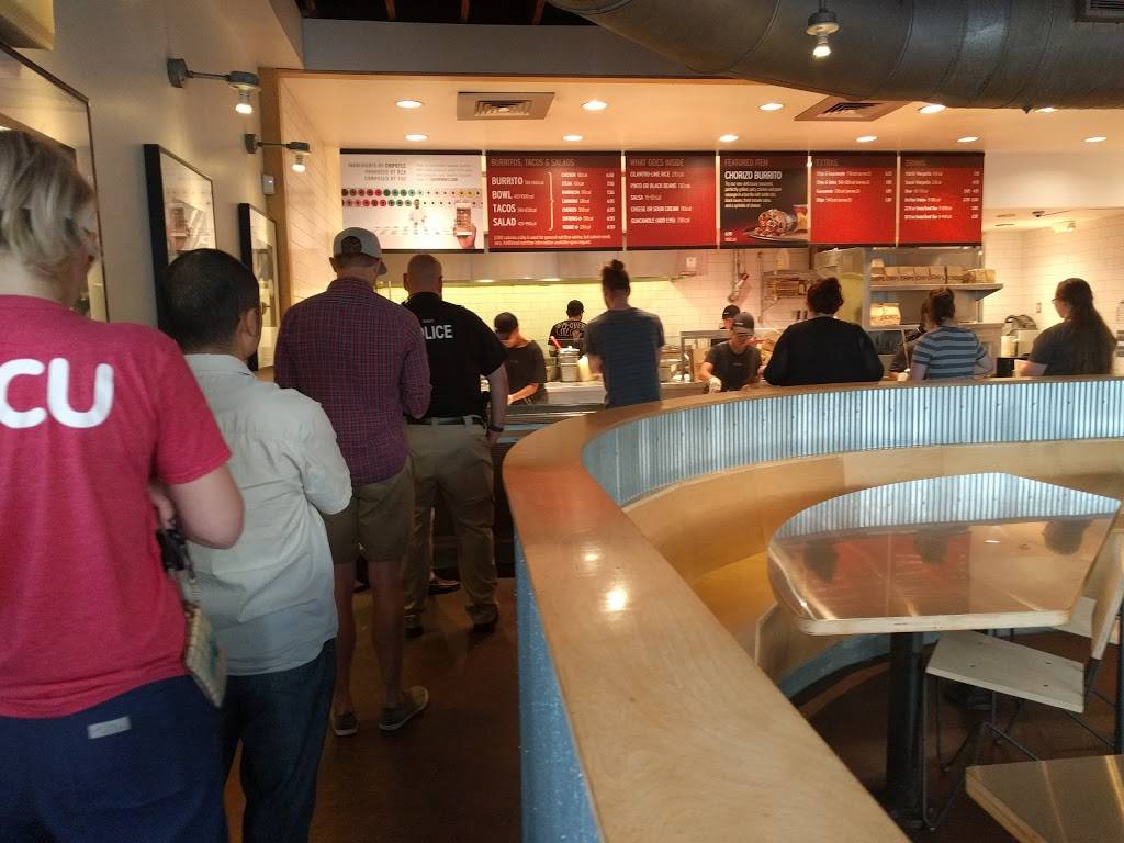 Chipotle Mexican Grill | restaurant | 501 W 75th St, Kansas City, MO 64114, USA | 8168228820 OR +1 816-822-8820