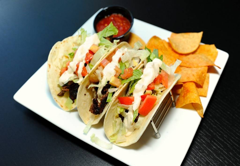 Z Bar & Grill | restaurant | 127 Vickie Lynn Ln, St Robert, MO 65584, USA | 5733367829 OR +1 573-336-7829