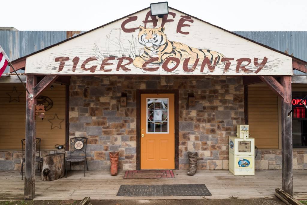 Tiger Country Cafe | restaurant | 405 W Bradford St, Troup, TX 75789, USA | 9038423620 OR +1 903-842-3620