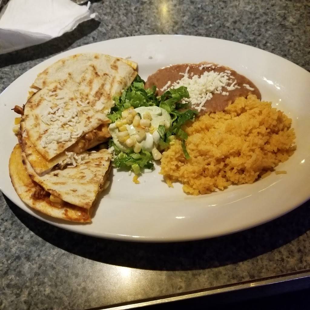 Poco Loco | restaurant | 4134 W River Ln, Brown Deer, WI 53209, USA | 4143559550 OR +1 414-355-9550