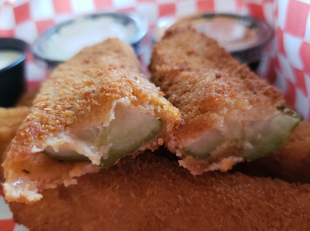 The Kluckin Chicken | restaurant | 18125 Saticoy St Unit A, Reseda, CA 91335, USA | 8186008367 OR +1 818-600-8367