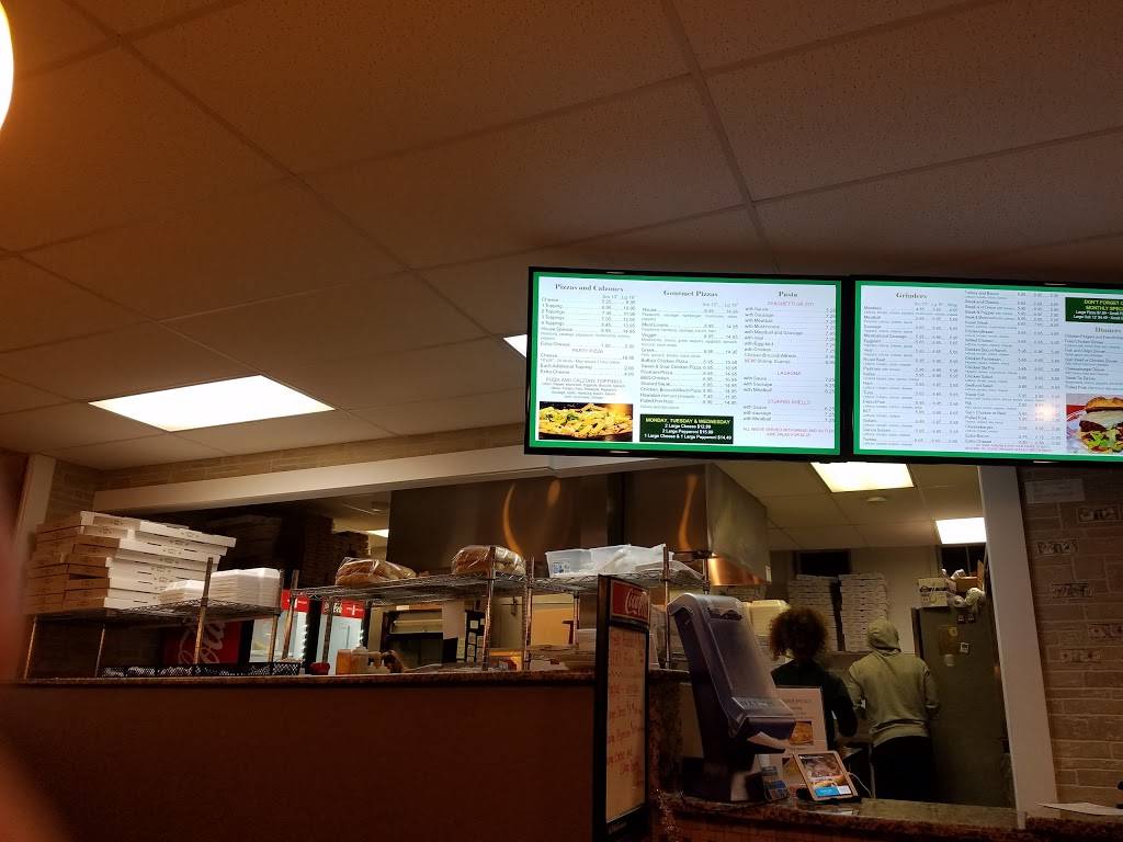 Northeast Pizza | restaurant | 267 Webster St, Worcester, MA 01603, USA | 5087983111 OR +1 508-798-3111