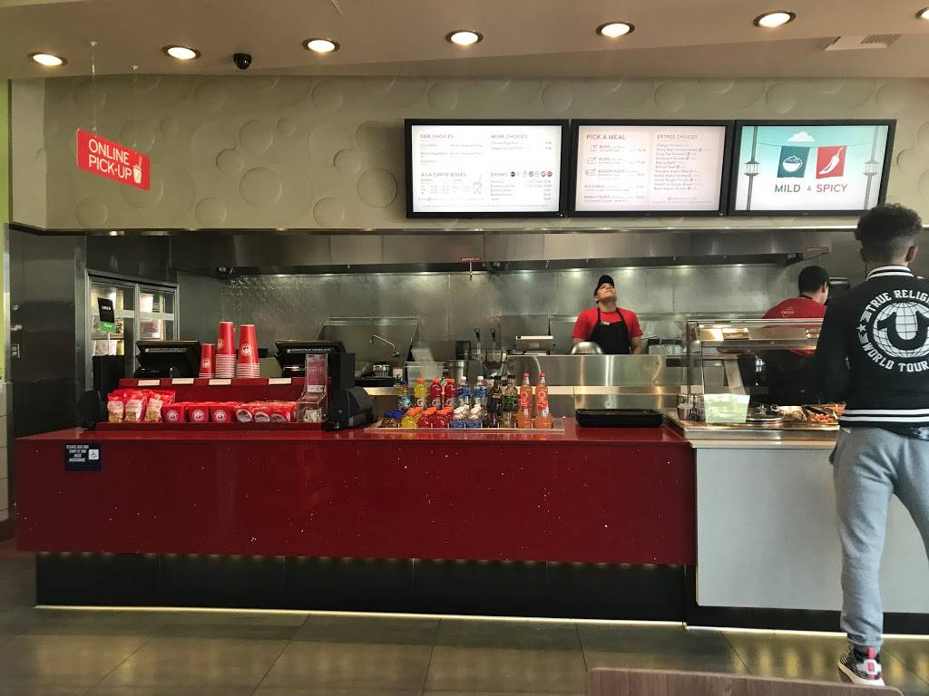 Panda Express | meal takeaway | 1803 N Cahuenga Blvd, Hollywood, CA 90028, USA | 3239623182 OR +1 323-962-3182