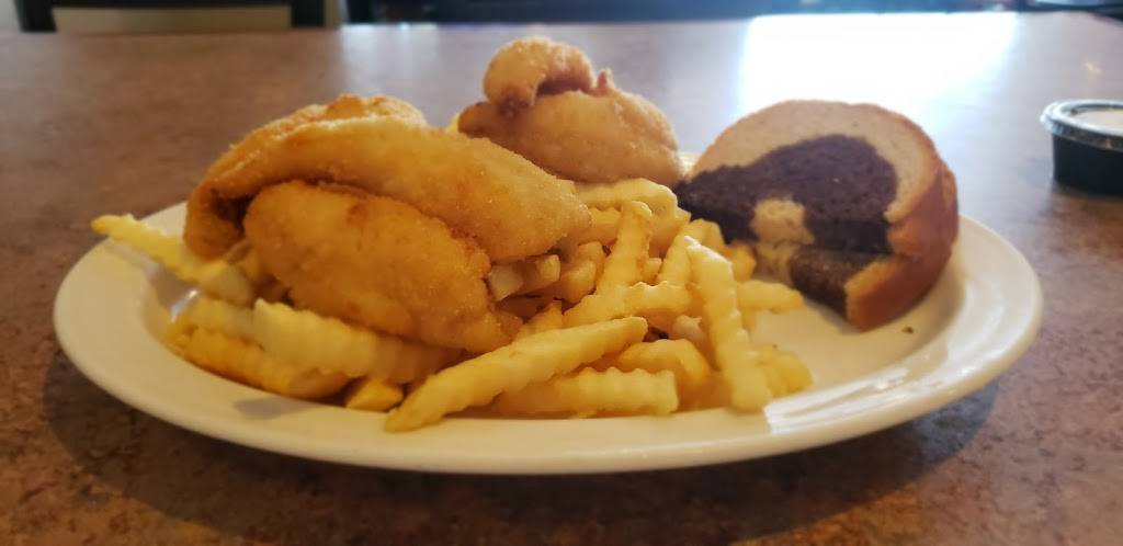 The Ravine Pub, Grill & Banquet Hall | meal takeaway | 2633 Manitowoc Rd, Green Bay, WI 54311, USA | 9204684147 OR +1 920-468-4147