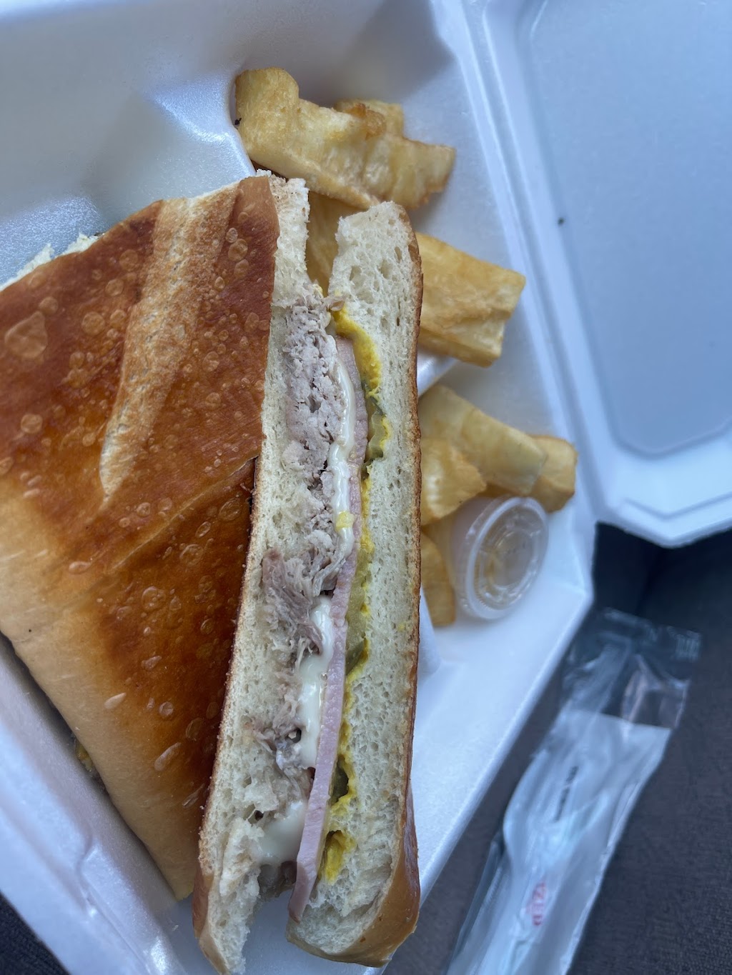 Iskas Secret | restaurant | 10542 Menchaca Rd, Austin, TX 78748, USA | 5122870872 OR +1 512-287-0872