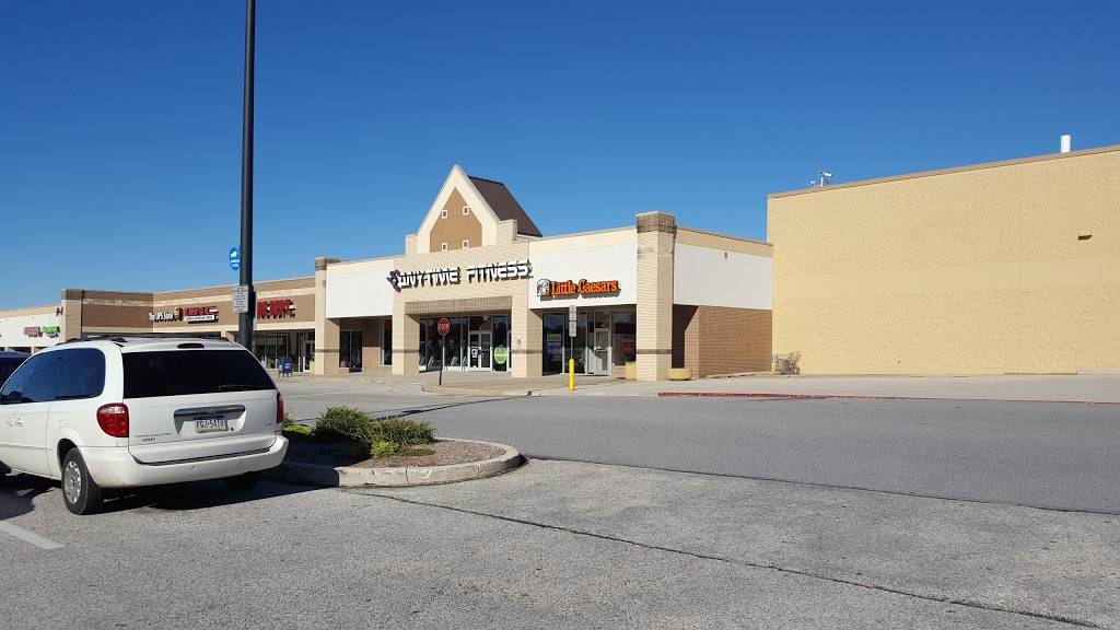 Little Caesars Pizza | meal takeaway | 680 Shrewsbury Commons Ave, Shrewsbury, PA 17361, USA | 7179425988 OR +1 717-942-5988