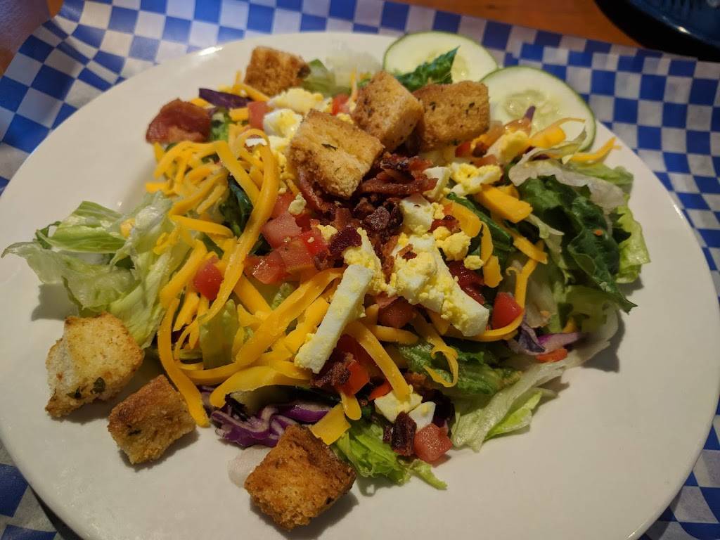 Famous Daves Bar-B-Que | restaurant | 3250 W Frye Rd, Chandler, AZ 85226, USA | 4807821212 OR +1 480-782-1212