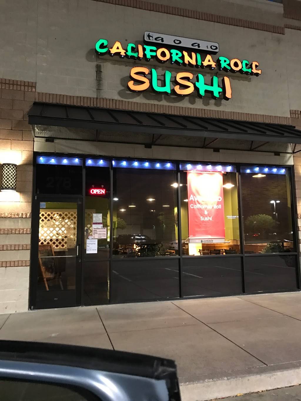 Avocado California Roll and Sushi | restaurant | 3001 TX-121, Euless, TX 76039, USA | 8178687300 OR +1 817-868-7300