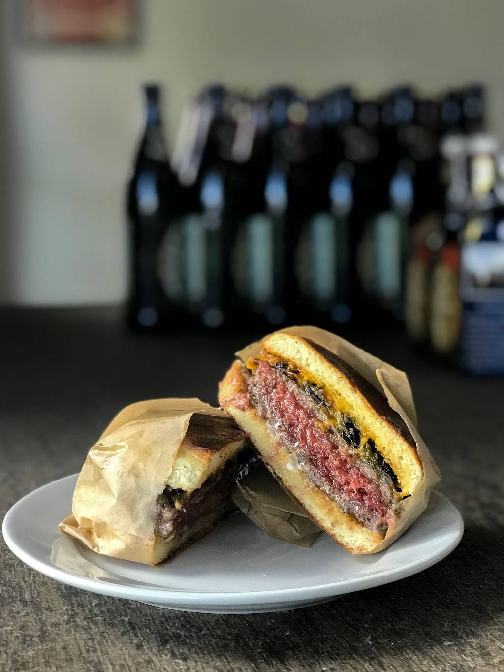 Proper Sausages | restaurant | 9722 NE 2nd Ave, Miami Shores, FL 33138, USA | 7863345734 OR +1 786-334-5734