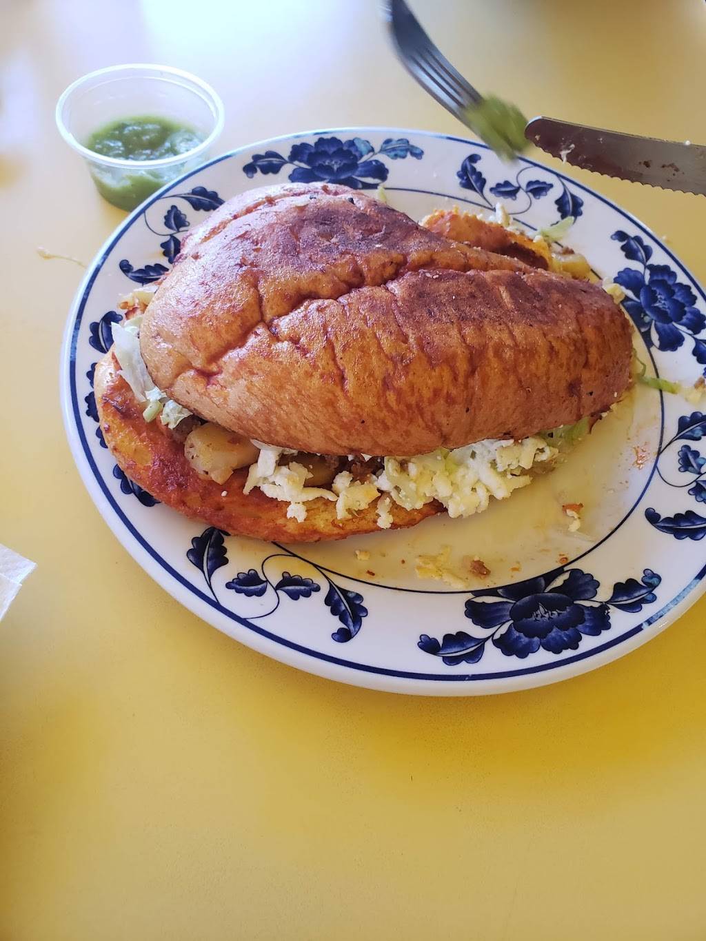 El Chalateco | restaurant | 1694 Alum Rock Ave, San Jose, CA 95116, USA | 4082548355 OR +1 408-254-8355