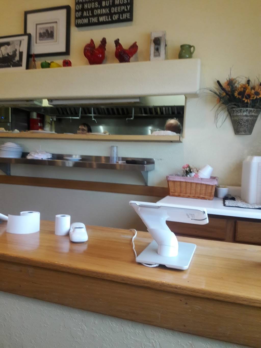 Red Rooster Restaurant | restaurant | 4330 CO-66, Longmont, CO 80504, USA | 9705350889 OR +1 970-535-0889