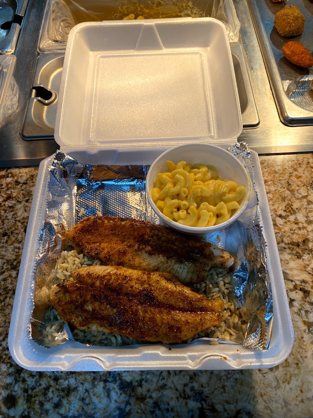 Daves Seafood Kitchen | restaurant | 12703 Kirby Dr B, Houston, TX 77047, USA | 3465710182 OR +1 346-571-0182