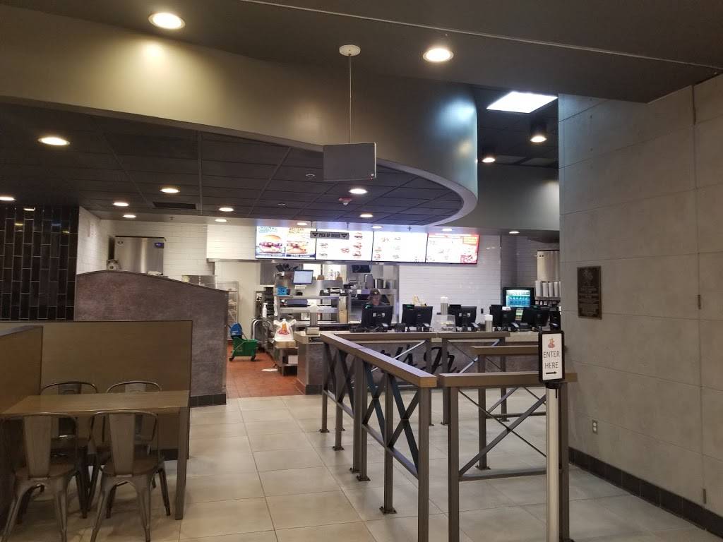 Carls Jr. | restaurant | 18601 Airport Way #2061, Santa Ana, CA 92707, USA | 9497249144 OR +1 949-724-9144