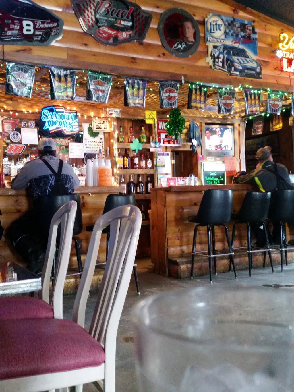 Boomerangs Bar & Grille Inc | restaurant | 17705 Old Turnpike Road, Millmont, PA 17845, USA | 5709221232 OR +1 570-922-1232