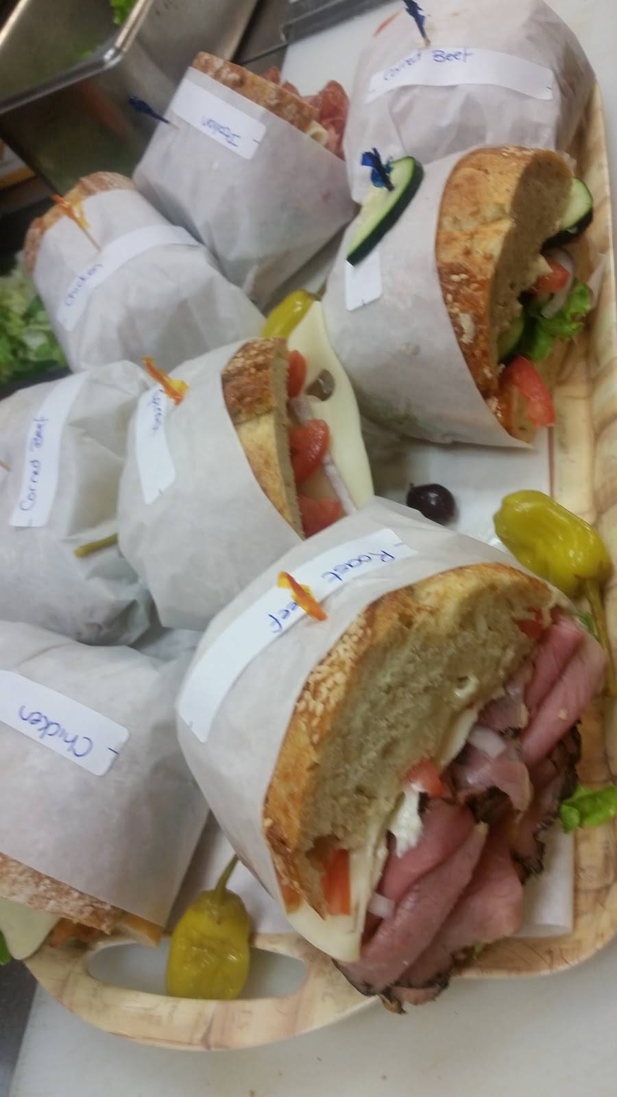 Stallas Greek Grill & Deli | restaurant | 10777 Northwest Fwy, Houston, TX 77092, USA | 7136886238 OR +1 713-688-6238