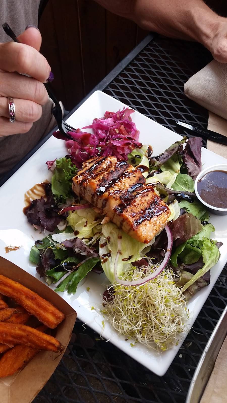 That One Spot Burgers | restaurant | 10968 W Colonial Dr, Ocoee, FL 34761, USA | 4078777575 OR +1 407-877-7575