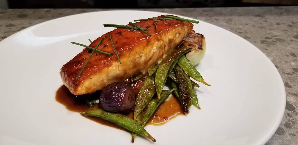 Plug Uglys Publick House | restaurant | 2908 ODonnell St, Baltimore, MD 21224, USA | 4105638459 OR +1 410-563-8459