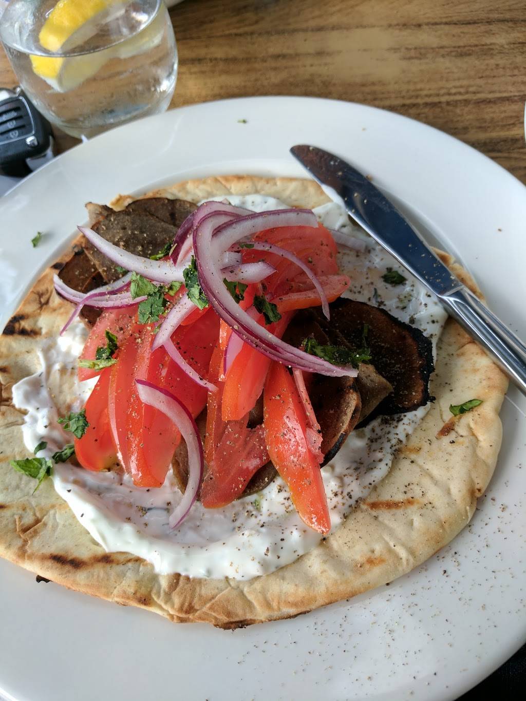 Colossus Greek Taverna | restaurant | 280 Lakeshore Rd E, Mississauga, ON L5G 1H2, Canada | 9052712853 OR +1 905-271-2853