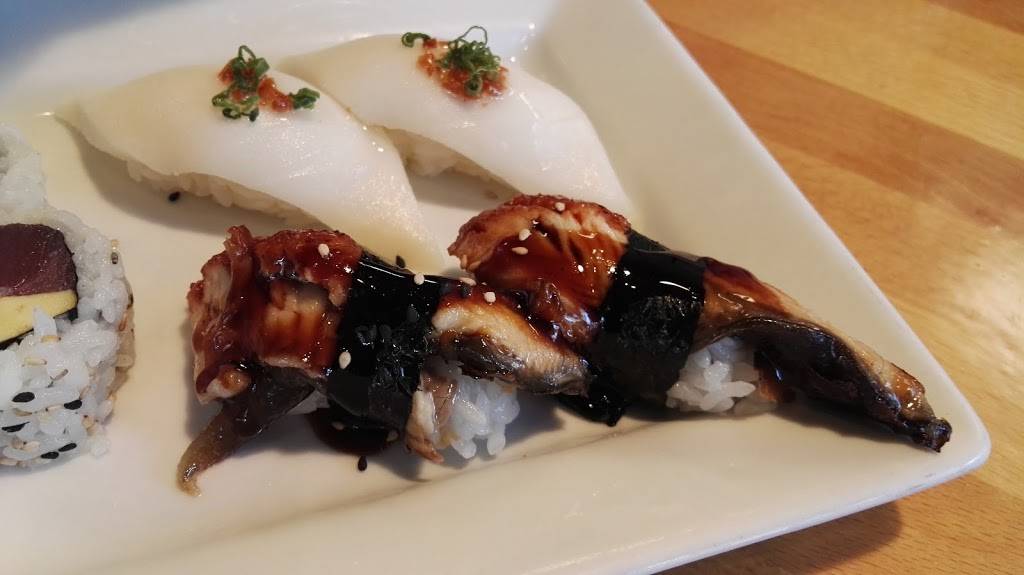 Raku Sushi & Asian Bistro | restaurant | 2222 Rio Grande St, Austin, TX 78705, USA | 5122972778 OR +1 512-297-2778