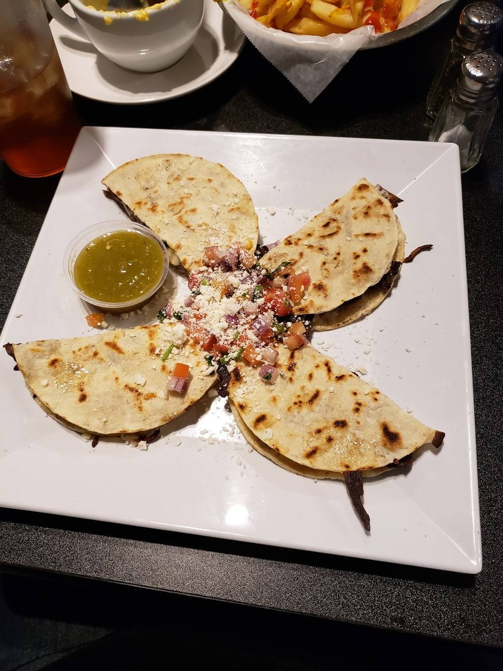 U Crave Grill | restaurant | 110 N Maclay Ave, San Fernando, CA 91340, USA | 8186170154 OR +1 818-617-0154