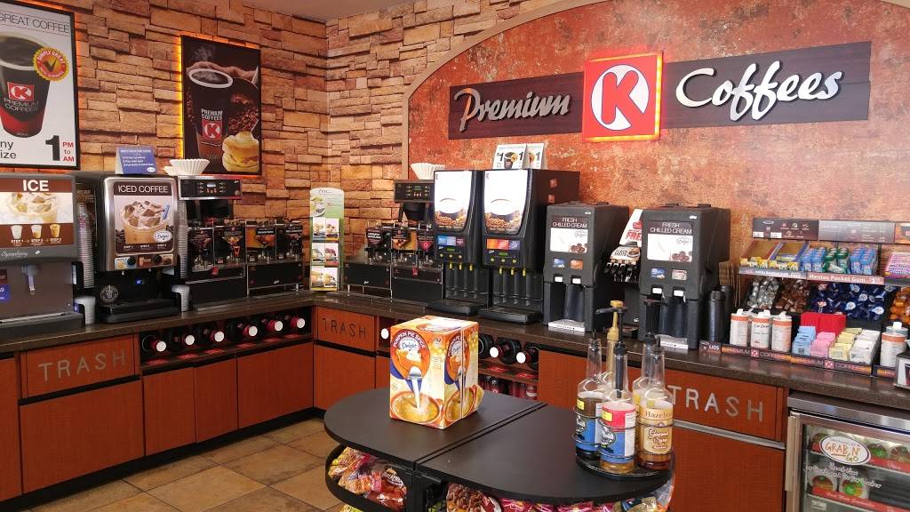 Circle K | meal takeaway | 3955 E Broadway Rd, Phoenix, AZ 85040, USA | 6024371478 OR +1 602-437-1478