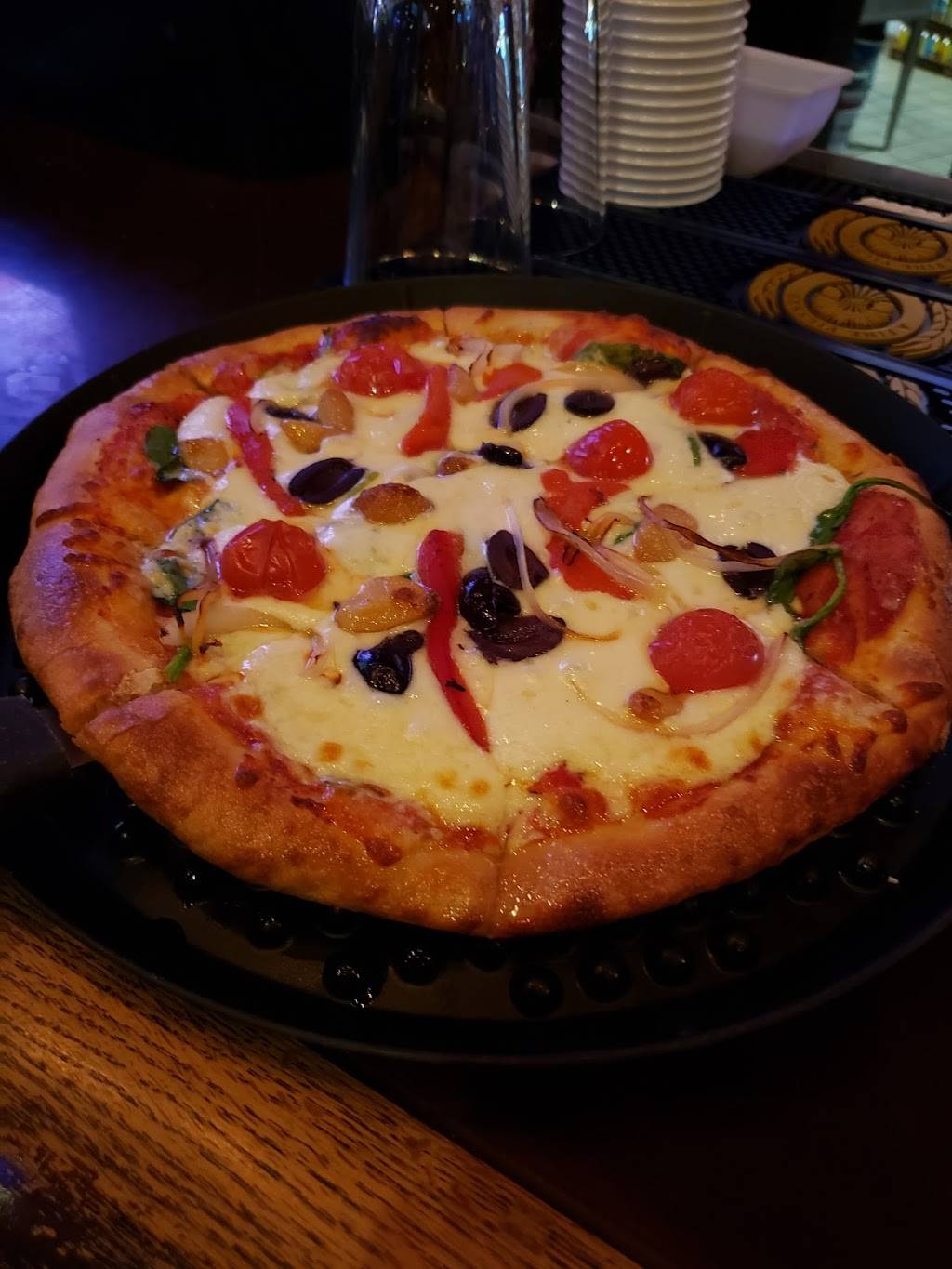 Union Jacks British Pub | restaurant | 2072 Somerville Rd, Annapolis, MD 21401, USA | 4102665681 OR +1 410-266-5681