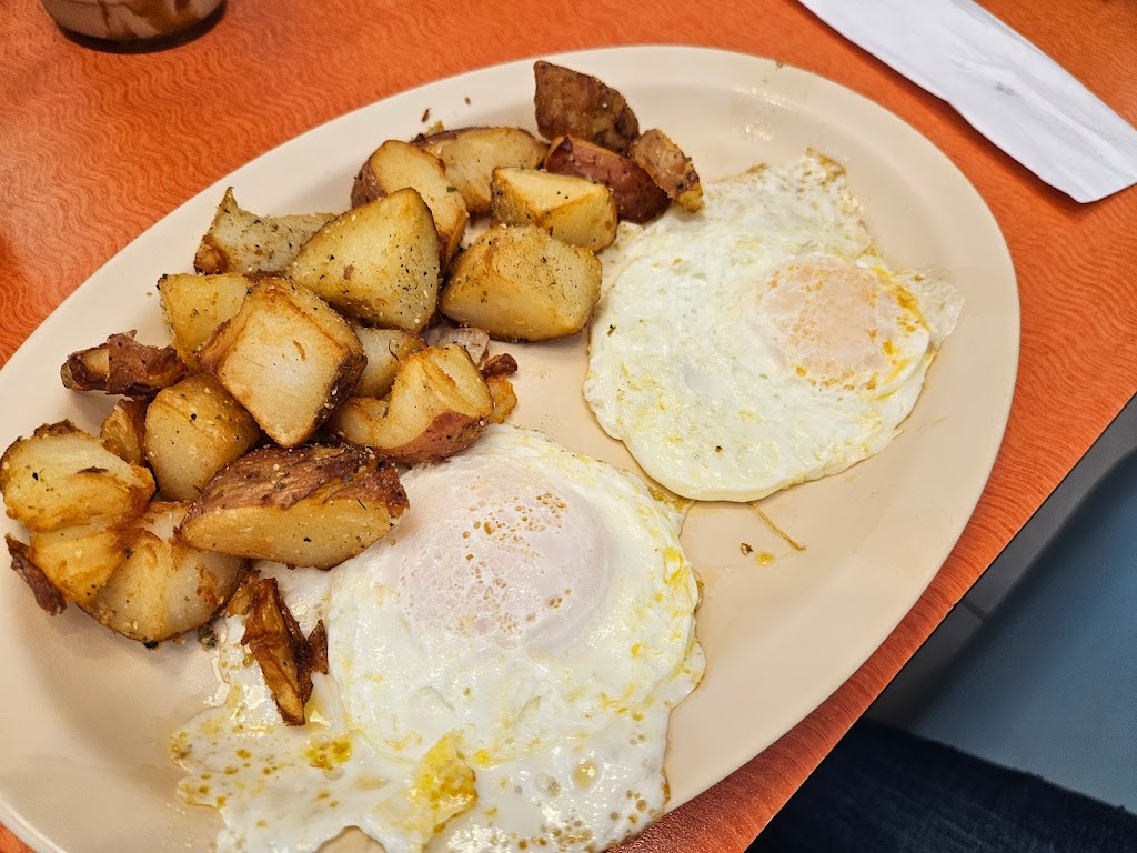 Dandee Donut Factory | restaurant | 3101 FL-7, Margate, FL 33063, USA | 7544443157 OR +1 754-444-3157