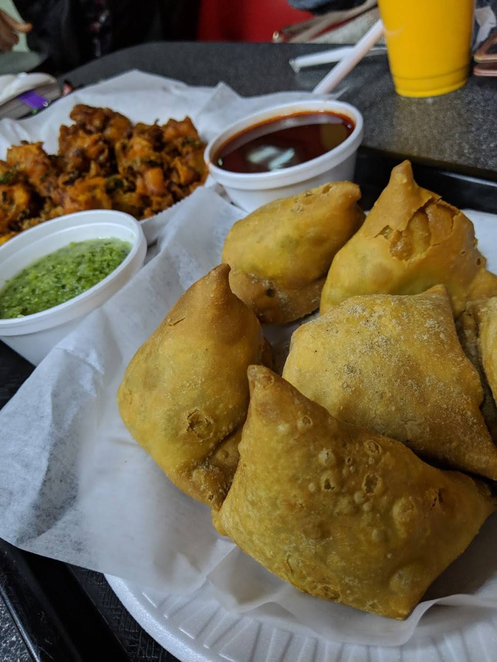 Cafe India | restaurant | 601 S 1st St, Milwaukee, WI 53204, USA | 4142245444 OR +1 414-224-5444