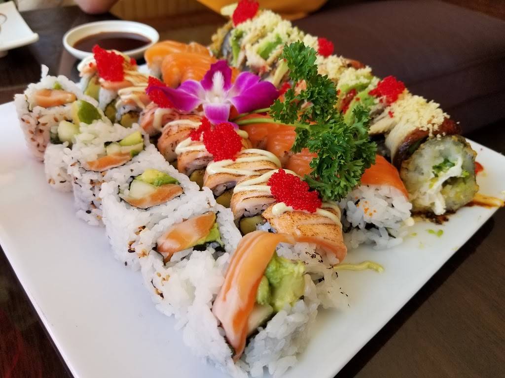 Sushi Mon Japanese Sushi Cafe | restaurant | 2441 N Clark St, Chicago, IL 60614, USA | 7735298812 OR +1 773-529-8812