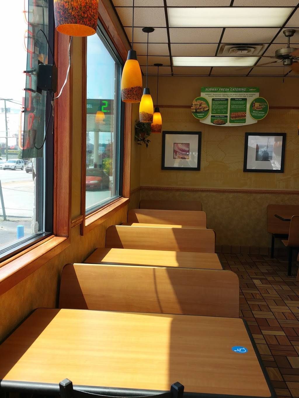 Subway Restaurants | restaurant | 3127 Broad St, Chattanooga, TN 37408, USA | 4237563850 OR +1 423-756-3850