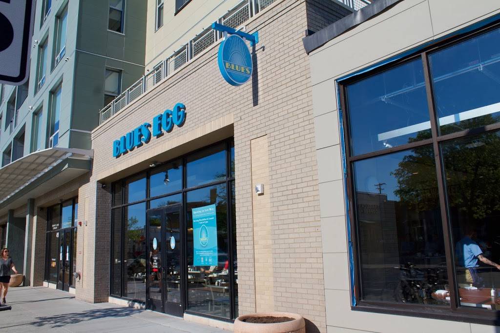 Blues Egg | restaurant | 4195 N Oakland Ave, Shorewood, WI 53211, USA | 4143128551 OR +1 414-312-8551