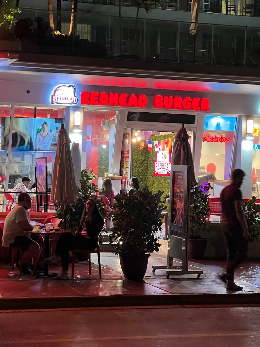 RedHead Burger | restaurant | 1134 Ocean Dr, Miami Beach, FL 33139, USA | 7866202800 OR +1 786-620-2800