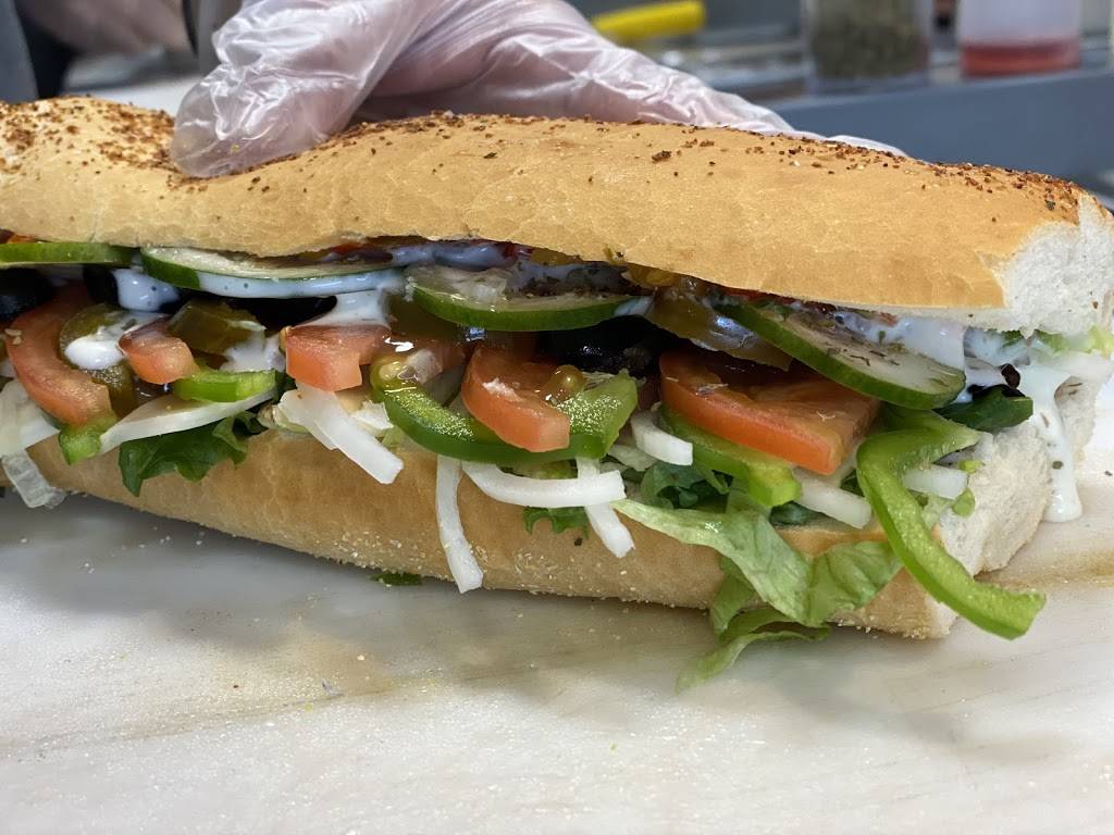 Cousins Subs | restaurant | 2042 S Naperville Rd, Wheaton, IL 60189, USA | 6305175002 OR +1 630-517-5002