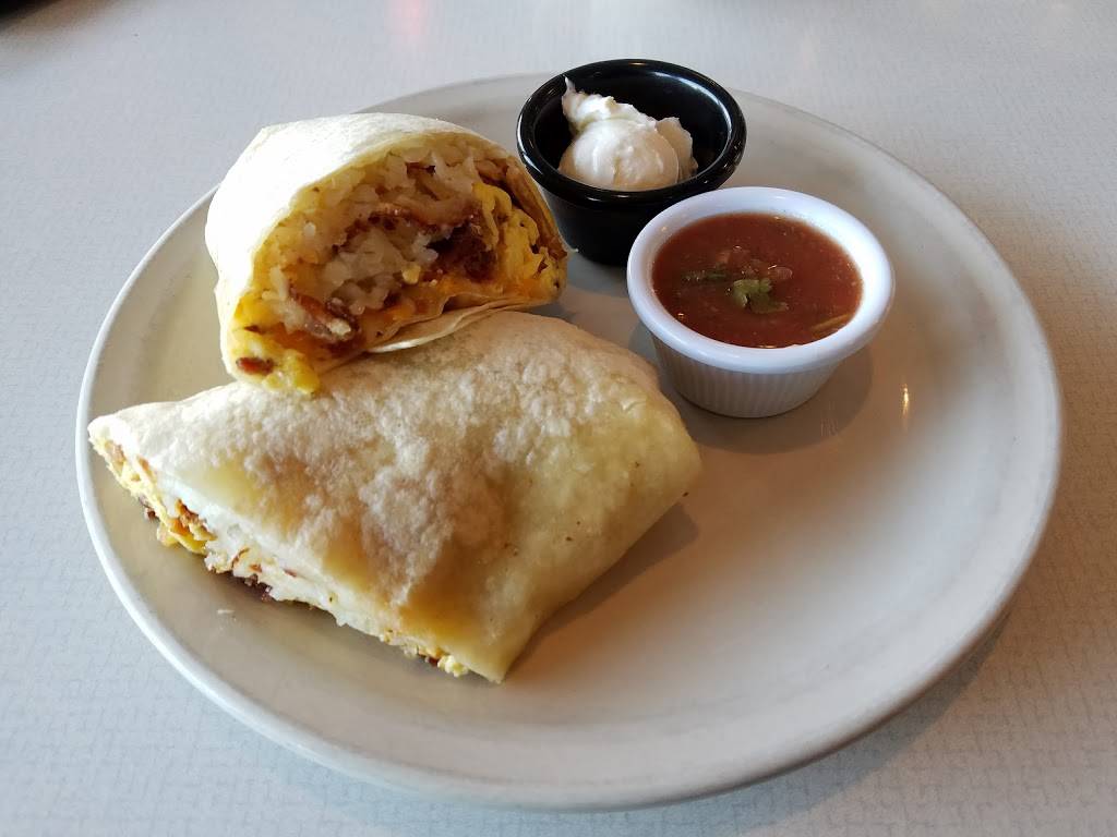 Cathys Delicatessen | restaurant | 23120 Lyons Ave #24, Newhall, CA 91321, USA | 6612882217 OR +1 661-288-2217