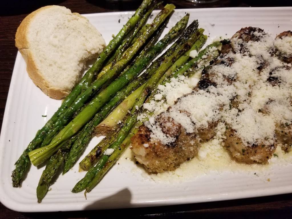 Carrabbas Italian Grill | restaurant | 5690 S Westnedge Ave, Portage, MI 49002, USA | 2693810607 OR +1 269-381-0607