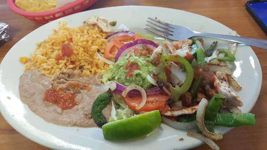 La Vallarta | restaurant | 6628 S Congress Ave, Austin, TX 78745, USA | 5124622515 OR +1 512-462-2515