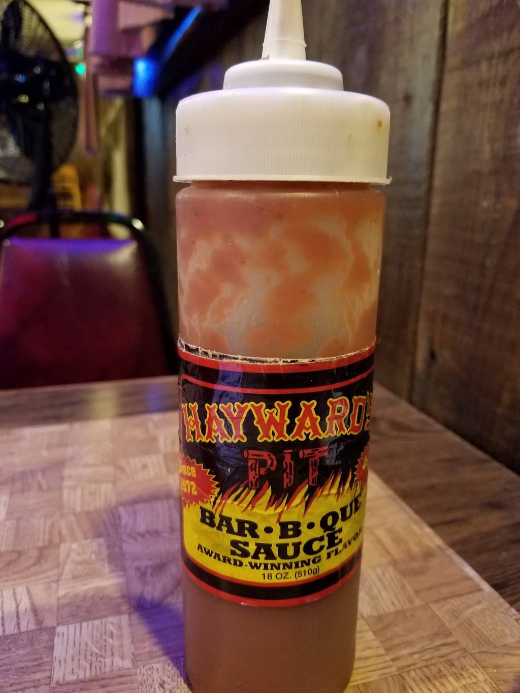 Haywards Pit Bar B Que | restaurant | 10901 W 75th St, Shawnee, KS 66214, USA | 9134518080 OR +1 913-451-8080