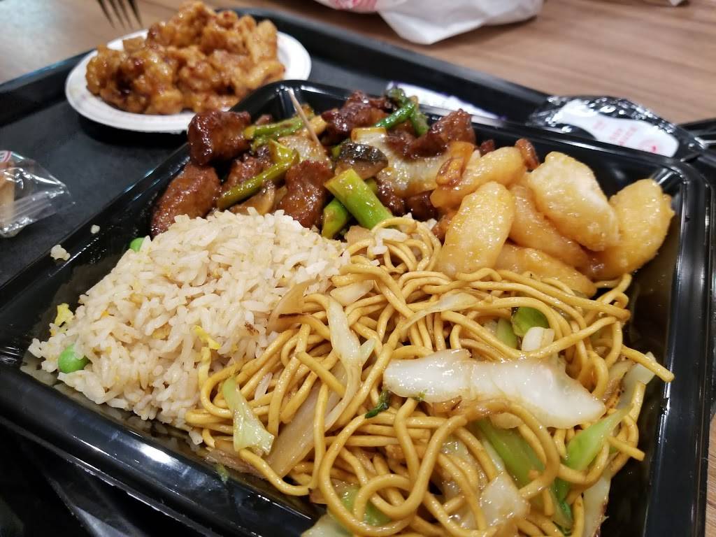 Panda Express | restaurant | 90-04 Metropolitan Ave, Forest Hills, NY 11375, USA | 7189970262 OR +1 718-997-0262